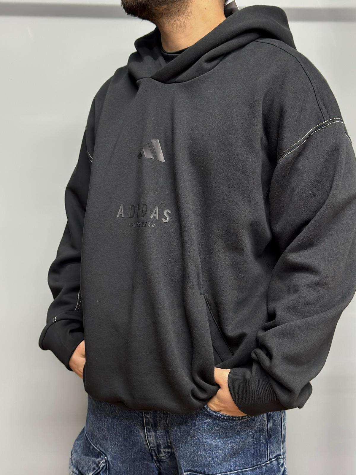 Felpa Adidas con cappuccio